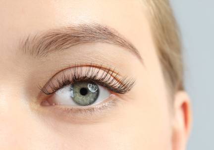 Wimperlift + verven, gezichtsbehandeling of permanente make-up