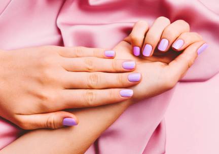 Manicurebehandeling (30 of 60 min) evt. + gellak of BIAB