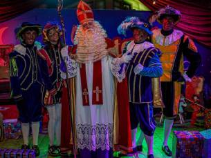 ✨Pieten disco, de Grote Pietenband en marshmallows bij het kampvuur! 4 dagen magisch Sinterklaasweekend bij EuroParcs, incl. feestelijke activiteiten