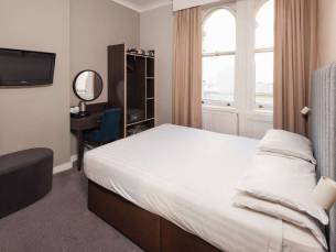 Garden Court Hotel