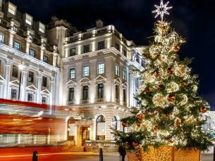 ????Kerstdeal! Geniet van een MAGISCH verblijf in London en beleef de feestdagen vanuit een modern hotel nabij het centrum!