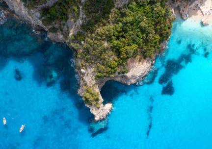 Ontdek de verborgen parels van Sardini&euml; tijdens een 8-daagse fly & drive incl. vlucht, huurauto en ontbijt