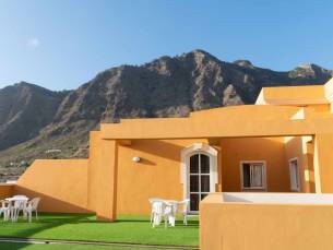 Coral Los Silos - Your Natural Accommodation Choice