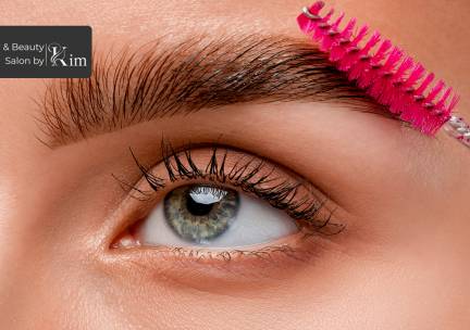 Wenkbrauwbehandeling naar keuze