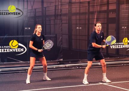 Padelbaan huren (1 of 1,5 uur)
