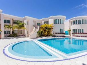 Flamingo Suites