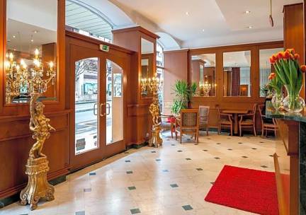 Diplomate Geneve