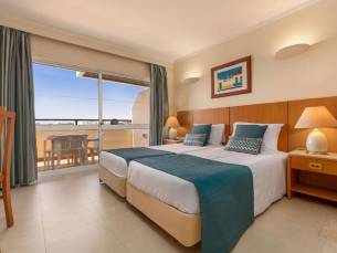 Interpass Vau Hotel & Apartments