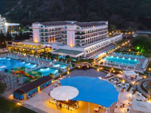 Dosinia Luxury Resort