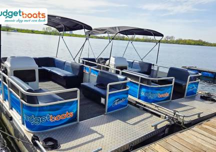 Rondvaart met luxe loungeboot (max. 10 personen)