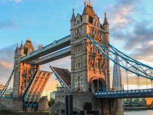 MEGA DEAL!???? 3, 4 of 5-daagse Ferry & Train: Met de ferry van Hoek van Holland naar Harwich en met de trein naar Londen!