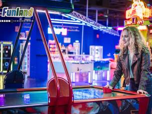 Speeltegoed (â¬20 of â¬50) voor arcadehal Funland aan de boulevard van Scheveningen