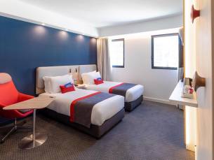 8 daagse vliegvakantie naar Holiday Inn Express Porto City Centre in porto, portugal