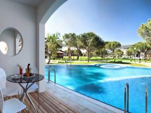 Batihan Beach Resort & Spa