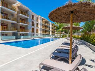 Geniet van de Spaanse zon: ruim appartement bij Pins Marina tussen Cambrils en Salou!