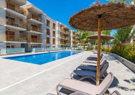 Geniet van de Spaanse zon: ruim appartement bij Pins Marina tussen Cambrils en Salou!