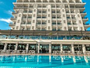 Hotel Aria Resort