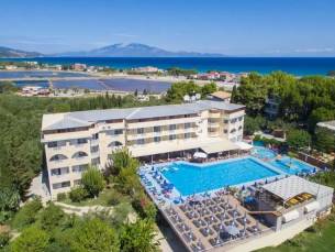 Koukounaria Hotel & Suites