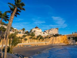 MEGA LAST-MINUTE! ???? Fly & drive langs de Costa de Valencia incl. vlucht, huurauto en ontbijt