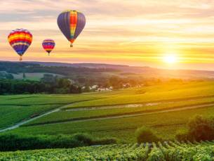 Geniet van een sfeervolle roadtrip door 2 prachtige streken van Frankrijk: de bruisende Champagnestreek en het hart van Lorraine, incl. ontbijt!