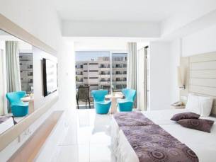 Tsokkos Beach Hotel