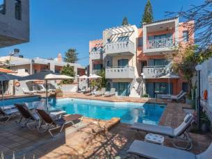 Geniet van een zonvakantie op Kreta in het gezellige Kokkini Hani! Incl. vlucht & transfer o.b.v. halfpension