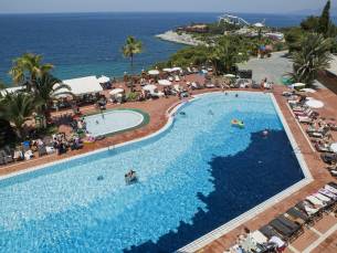 Pine Bay Holiday Resort
