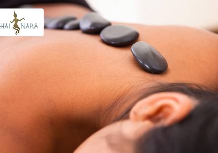 Hotstone- of kruidenstempelmassage (60, 90 of 120 min)