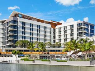 The Gates Hotel South Beach - a DoubleTree by Hilton