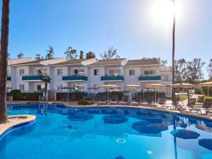 Universal Aparthotel Elisa