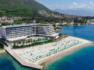 Carine Hotel Kumbor - all inclusive