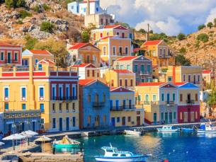 ???? Laat je betoveren door de Ege&iuml;sche Zee en cruise mee naar o.a. Istanbul en de CHARMANTE Griekse eilanden Santorini, Rhodos & MEER incl. vlucht, fooien en o.b.v. volpension of all-inclusive
