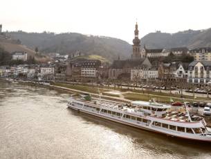 Wintervakantie in het pittoreske dorp Valwig met verblijf in een hotel met uitzicht over de Moezel o.b.v. all-inclusive en vele extra's!