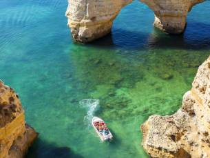 Geniet van een 4*-hotel in de Algarve incl. vlucht, ontbijt en huurauto