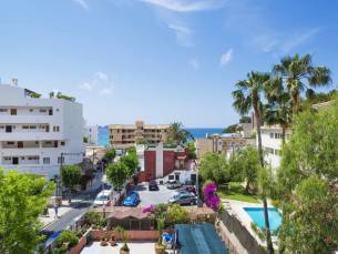 Hostal Residencia Sutimar