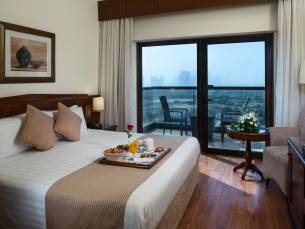 Majestic City Retreat Hotel