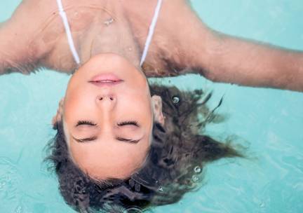 Floaten (60 of 90 min) + drankje