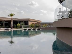 Pno&eacute; Breathing Life Hotel