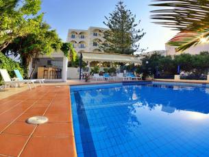 Golden Beach Hotel