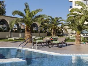 Fly & Go Cactus Hotel