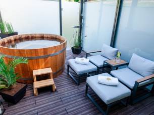 SUITE DEAL! Verblijf in een privé spa suite met Turkse sauna + buitenbad in Dobrna incl. wellness & meer!
