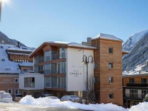 Hotel Charly