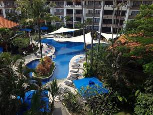 Prime Plaza Suites