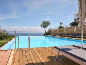 Belvedere Aeolis Hotel