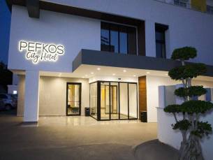 Pefkos