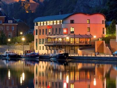 Ibis Dinant