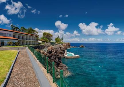 Hotel Albatroz Beach & Yacht Club