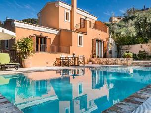 Mastrogiannis Country Retreat