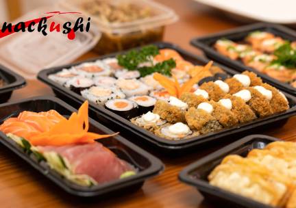Sushibox naar keuze (24, 64 of 102 stuks) voor afhaal bij Snackushi