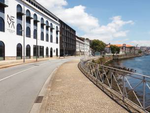 Neya Porto